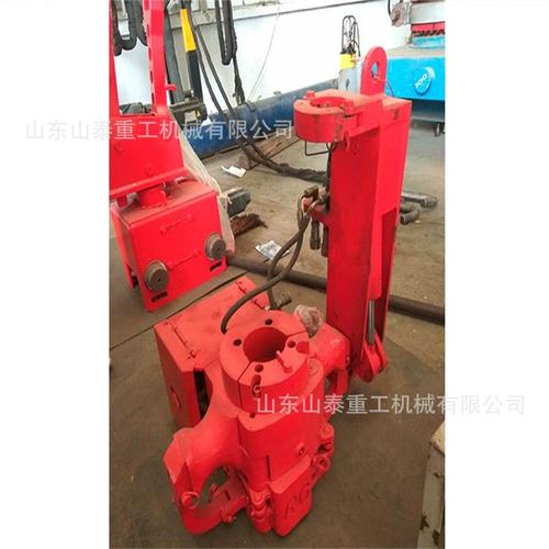 侧开与对开式吊卡 油管、钻铤与套管作业的关键钻采设备